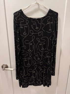 Simons black Abstract Face Print Long-Sleeve Women's Dress size medium like new